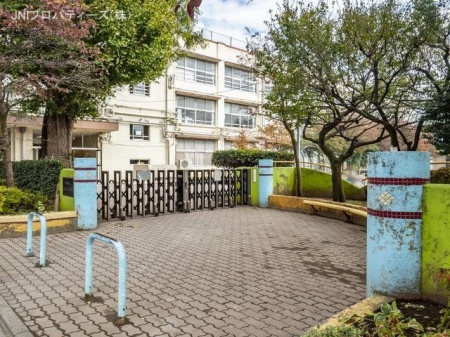 ���ӊ��@���n�旧����O���w�Z�@����240m