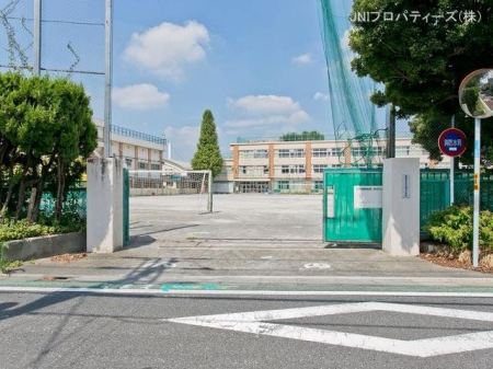 ���ӊ��@�����旧�l�c�R���w�Z�@����330m