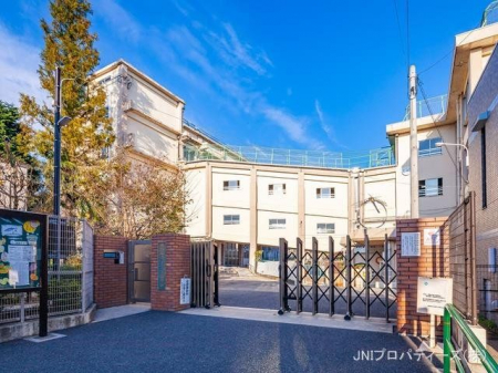 ���ӊ��@���n�旧����񏬊w�Z�@����580m