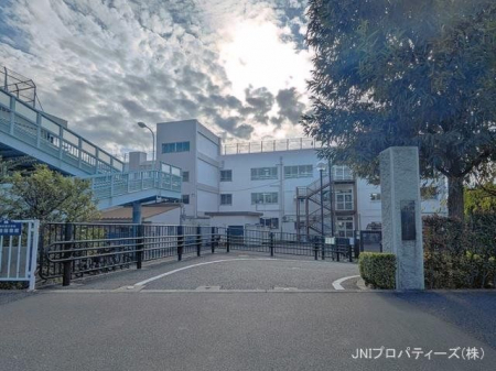 ���ӊ��@���n�旧�ΐ_�䓌���w�Z�@����870m